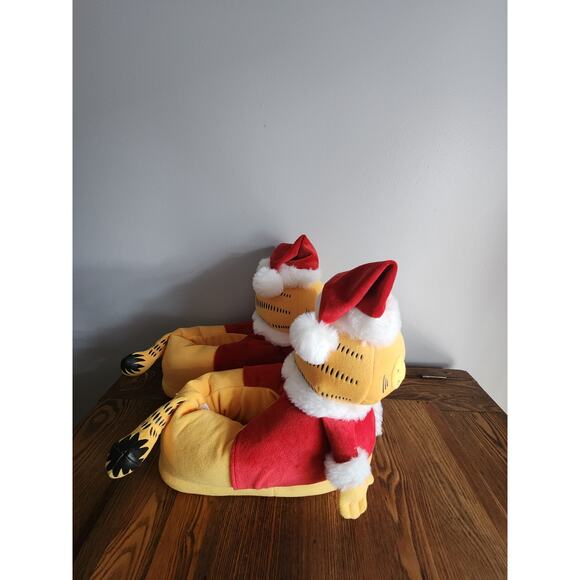 HTF American Eagle Garfield Christmas Santa Slippers Sz M/L Excellent Condition - Picture 3 of 4